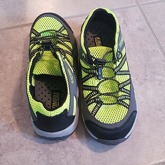 Khombu boys water shoes - Picture 3 of 4